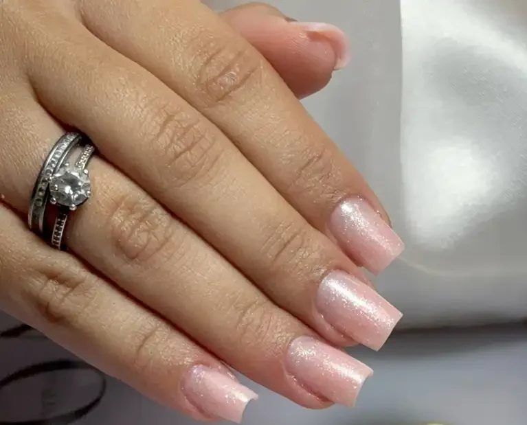 Unhas de gel Studio Laila Bianca Beauty
